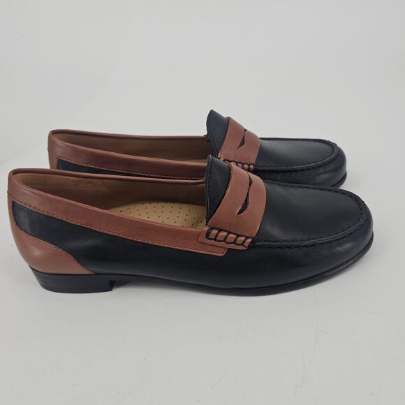 ARRAY Harper Loafer Slip OnTan Brown & Black Leather Loafer Shoe Women's 9 Basic - Picture 2 of 11